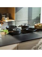 Fiskars Hard Face alumínium serpenyő, 28 cm, kerámiabevonatos