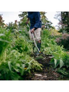   Fiskars Ergonomic™ holland kapa (toló-húzó gyomláló), ívelt nyéllel (1077111)
