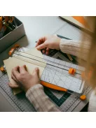 Fiskars SureCut™ Papír Vágóasztal A4, keskeny talppal