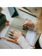 Fiskars SureCut™ Papír Vágóasztal A4, széles talppal