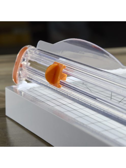 Fiskars SureCut™ Papír Vágóasztal A4, tároló rekesszel