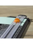 Fiskars SureCut™ Papír Vágóasztal A5, 30% újrahasznosított anyagból (1077983)
