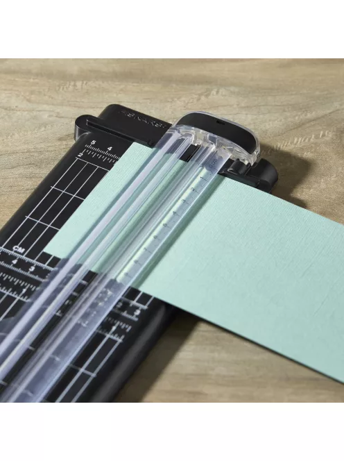Fiskars SureCut™ Papír Vágóasztal A5, 30% újrahasznosított anyagból (1077983)