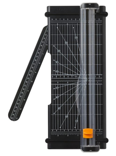 Fiskars SureCut™ vágóasztal A4, papírhoz, újrahasznosított anyagból