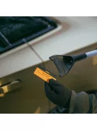 Fiskars Plus™ autós hóseprű & jégkaparó, hosszított nyéllel, L (1078494)