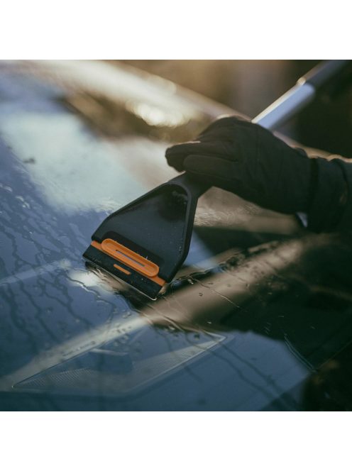 Fiskars Plus™ autós hóseprű & jégkaparó, S (1078495)