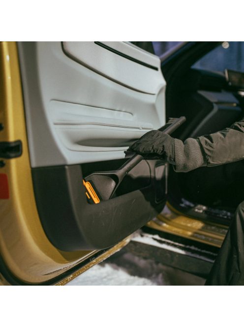Fiskars Solid™ autós hóseprű és jégkaparó, cserélhető kaparó betéttel (1078496)