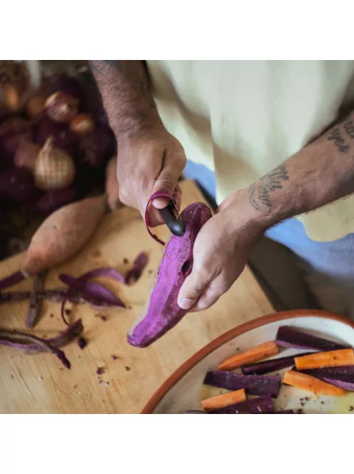 Fiskars Functional Form™ forgópengés hámozó (1079960)