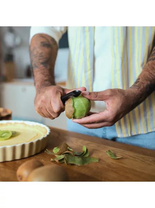 Fiskars Functional Form™ gyümölcshámozó, forgó pengével (1079961)