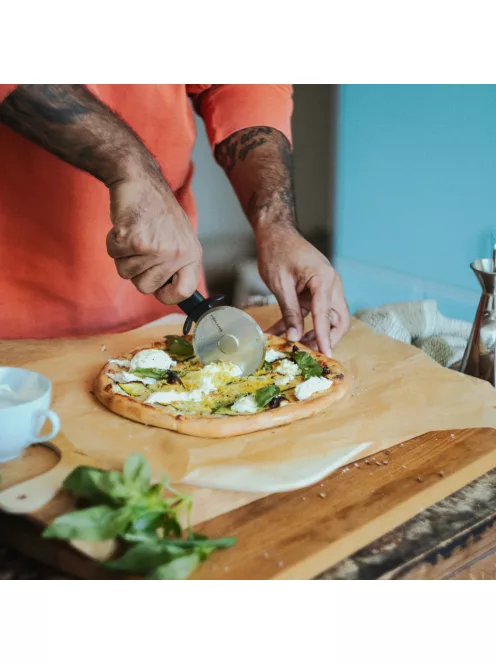 Fiskars Functional Form™ pizzaszeletelő (1079963)