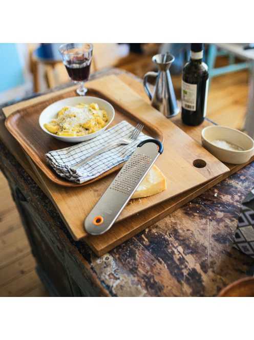 Fiskars Functional Form™ finom reszelő (1079967)