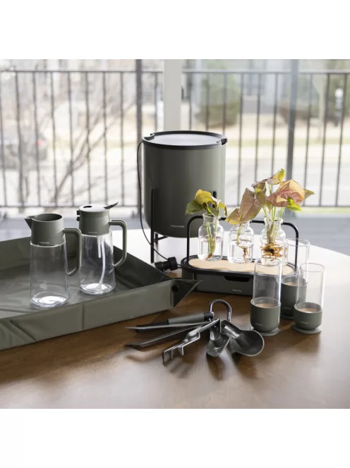 Fiskars Plant Care növényültető tálca, 44x44 cm (összehajtható) (1080776)