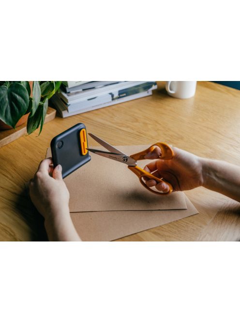 Fiskars Clip-Sharp ollóélező, nagy, fekete