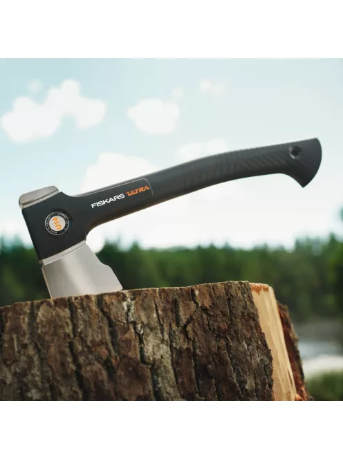 Fiskars U14 Ultra univerzális fejsze - 25 év garanciával (1082130)