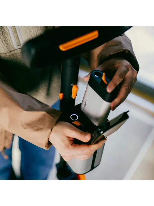 Fiskars Power Tools akkus hómaró, akkumulátor nélkül (1087287)