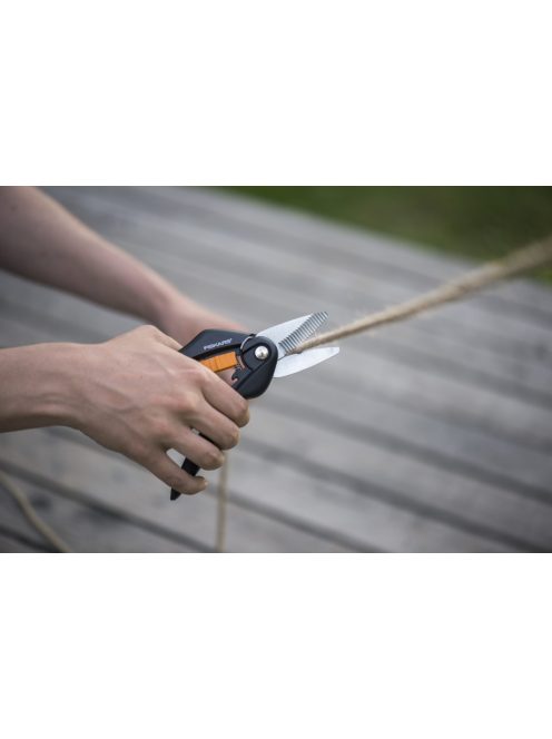 Fiskars Általános kerti olló, SP28 (1000571)