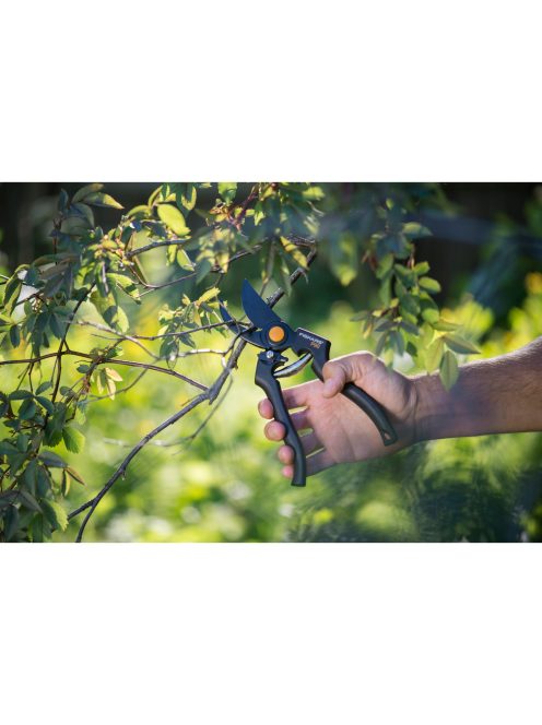 Fiskars Pro metszőolló P90 (1001530)