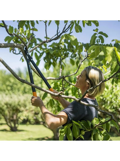 Fiskars PowerGear™ Ágvágó, közepes, horgos, L74 (1000582)