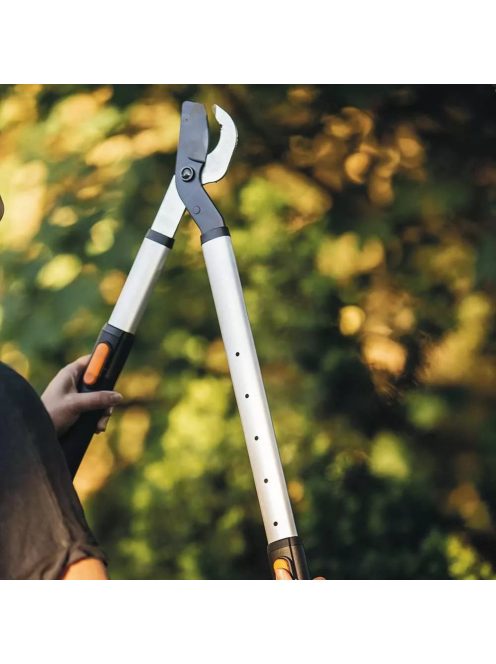 Fiskars SmartFit™ L86 teleszkópos ágvágó, bypass (1013564)