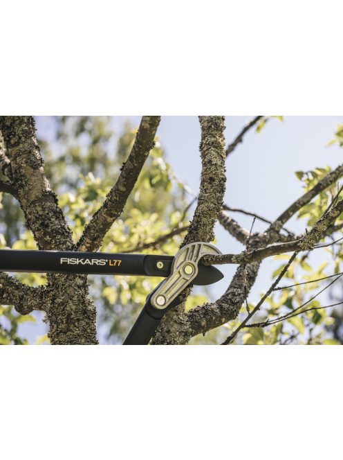 Fiskars PowerGear™ L77 ágvágó, rávágó, L (1000583)
