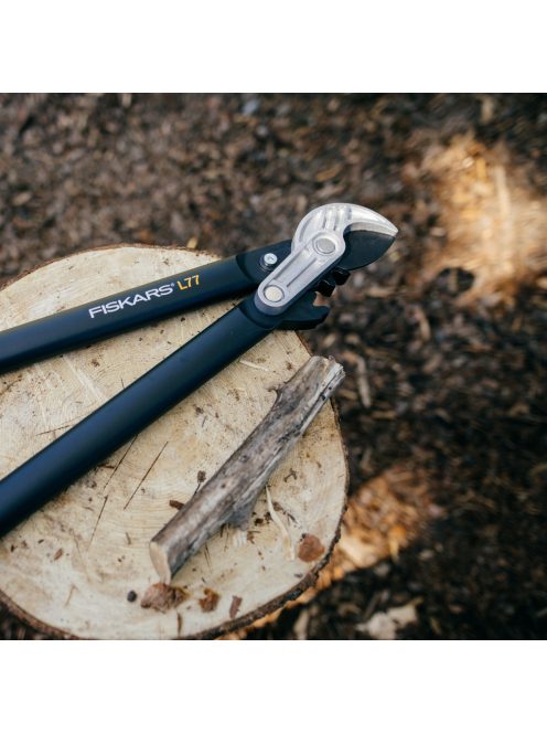 Fiskars PowerGear™ L77 ágvágó, rávágó, L (1000583)