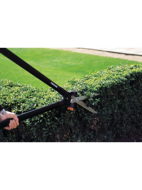 Fiskars PowerLever™ fű- és sövénynyíró hosszú nyelű GS53 (1001565)