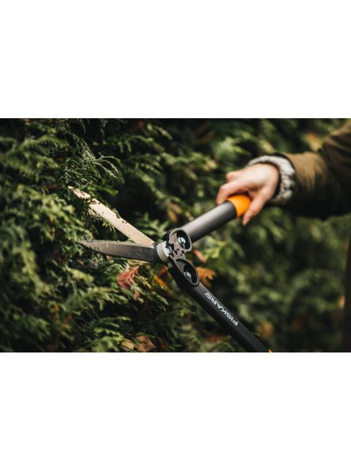 Fiskars PowerGear™ Sövénynyíró, fogaskerekes, HS72 (1000596)