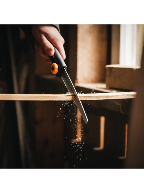Fiskars Xtract™ barkács fűrész, SW72 (1000612)