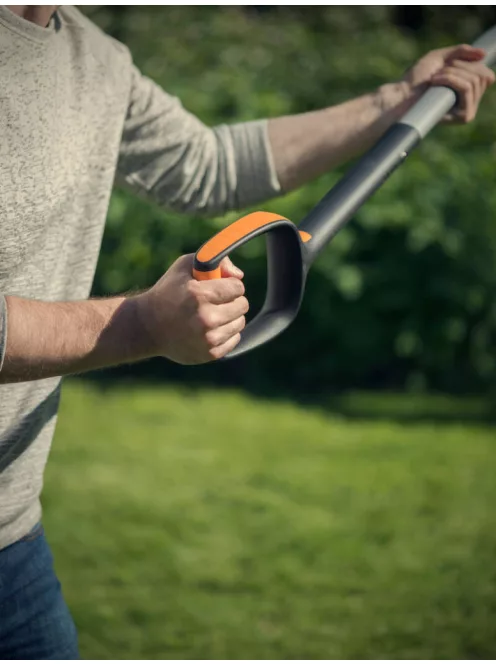 Xact hegyes ásó (L)