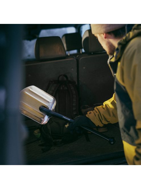 Fiskars univerzális kemping és autós ásó / hólapát (1001574)