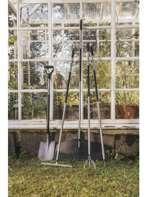 Fiskars Ergonomic™ könnyű gereblye (1000652)