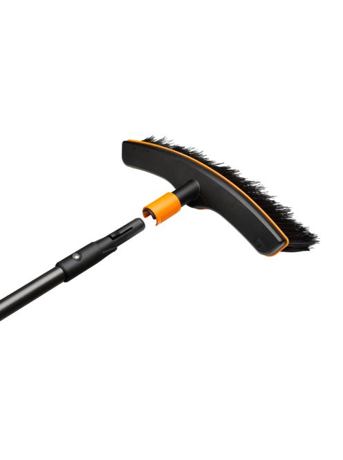 Fiskars QuikFit™ Terasz seprű fej (1001416)