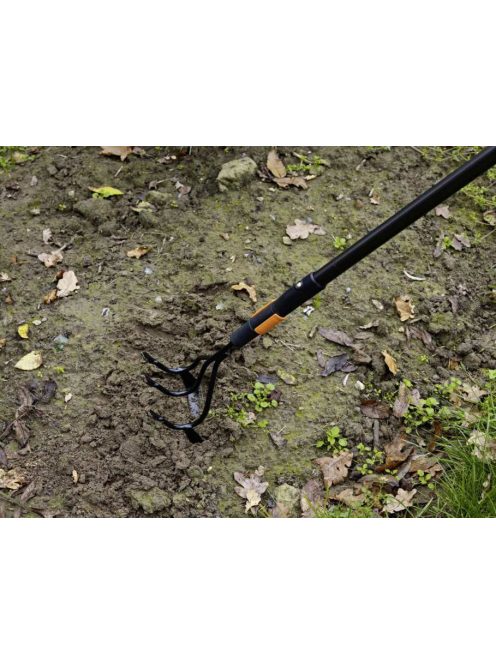 Fiskars QuikFit™ Pengés talajlazító fej (1000681)