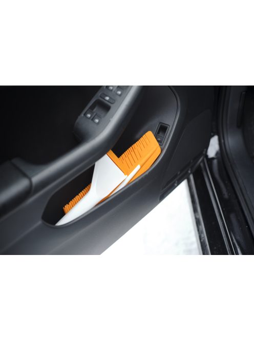 Fiskars SnowXpert™ Jégkaparó & kefe (1019352)