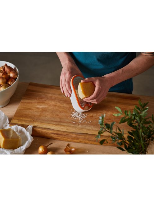 Fiskars Functional Form Reszelő tálkával, fehér (1019530)