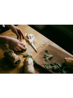   Fiskars Functional Form™ Nagyméretű általános olló, 24 cm, fehér  (1020414)