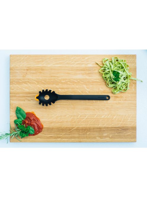 Fiskars Functional Form Tésztakanál (1027301)