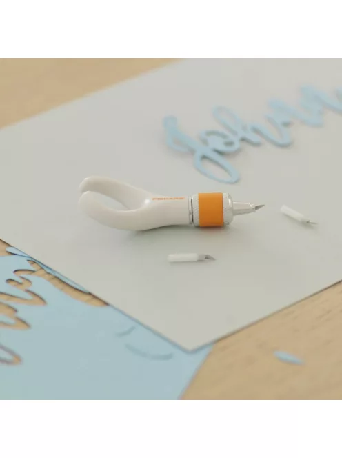Fiskars Softgrip® forgófejes kés, hegyes végű (1003756)