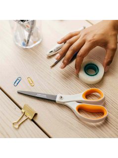   Fiskars Tapadásmentes, titánium bevonatos olló 20cm (1004721)