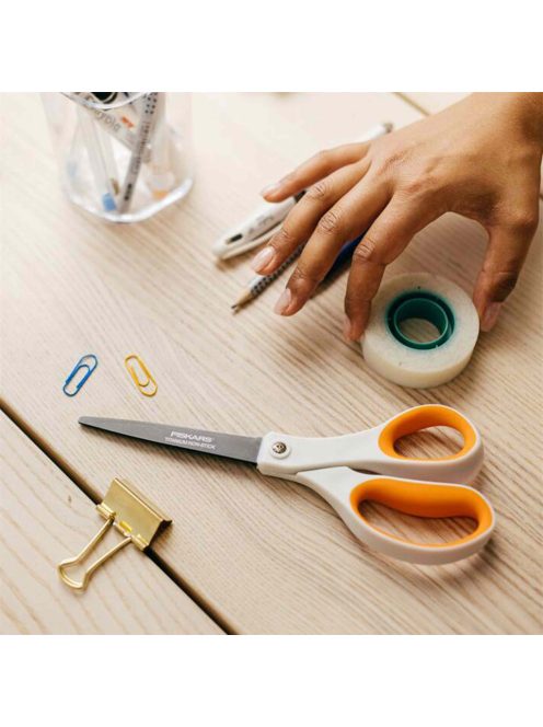 Fiskars Tapadásmentes, titánium bevonatos olló 20cm (1004721)