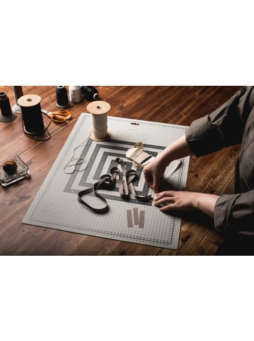 Fiskars Vágólap 45x60 cm, dupla oldalú (1003895)