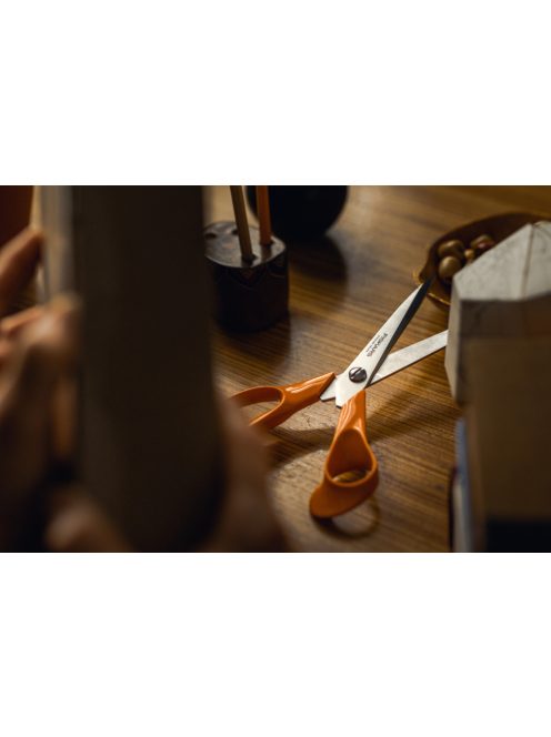 Fiskars Classic általános olló, 21 cm - 25 év garanciával  (1000815)