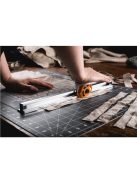 Fiskars Kombinált görgős vágó vonalzóval 12x12 45mm  (1016264)